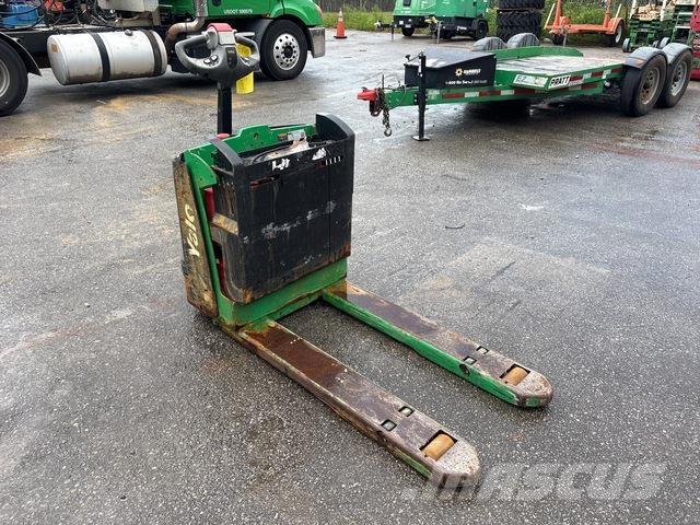 Yale MPB045VG Pallet Truck