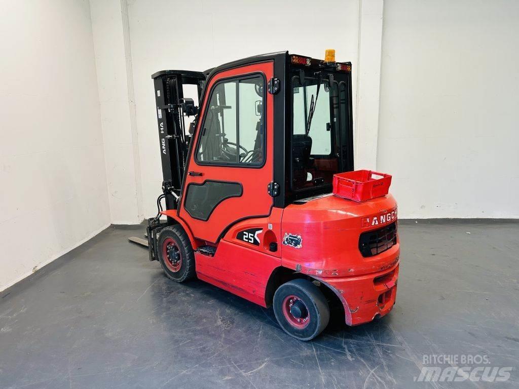 Hangcha CPCD25-XRW92F Diesel Forklifts