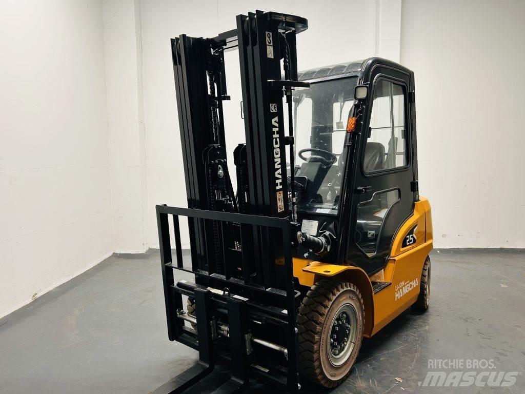 Hangcha CPD25-XEY2-SI Electric Forklifts