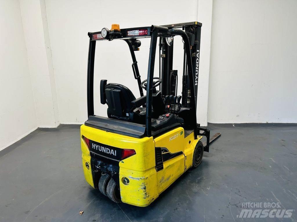 Hyundai 15BT-9 Electric Forklifts