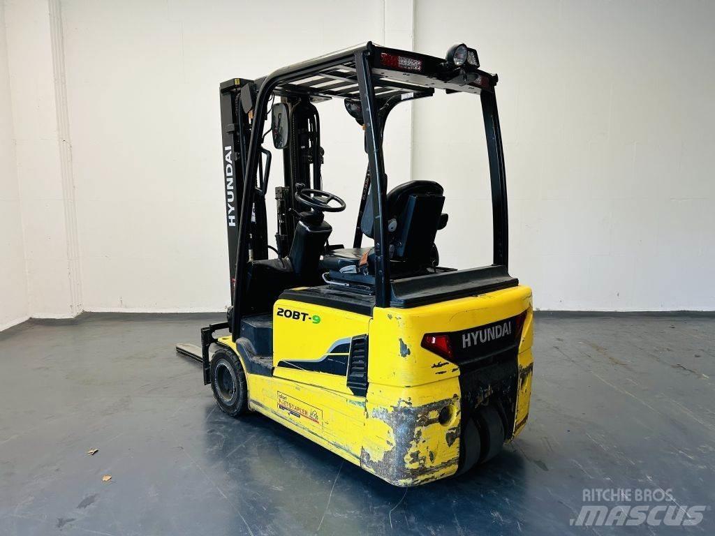 Hyundai 20BT-9 Electric Forklifts