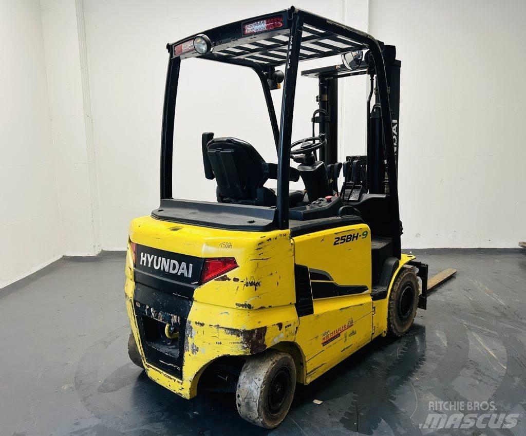 Hyundai 25BH-9 Electric Forklifts