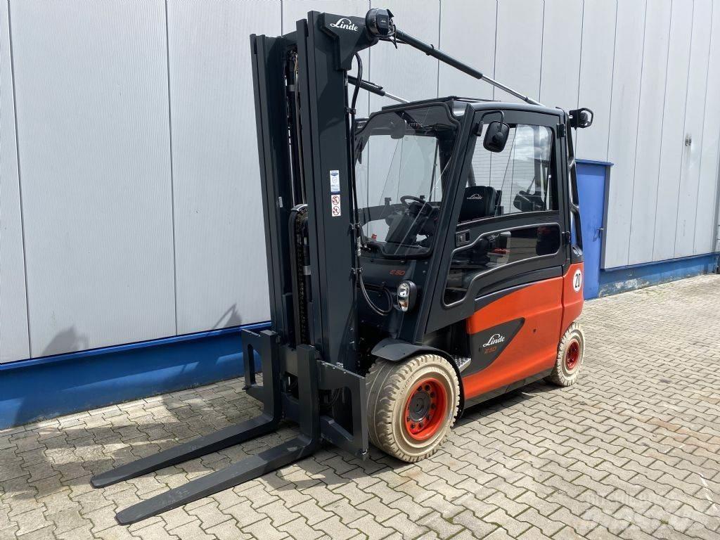 Linde E50HL Electric Forklifts
