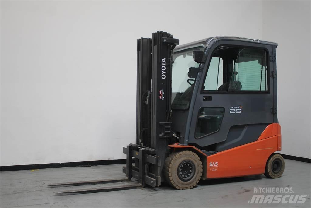 Toyota 8FBMT25 Electric Forklifts