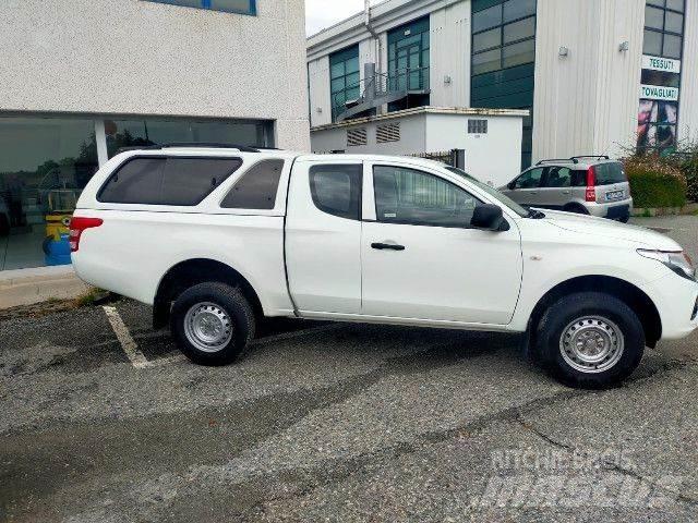 Fiat FULLBACK Flatbed Trucks