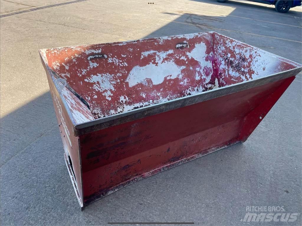 Ag Products AG175 Mixer feeders