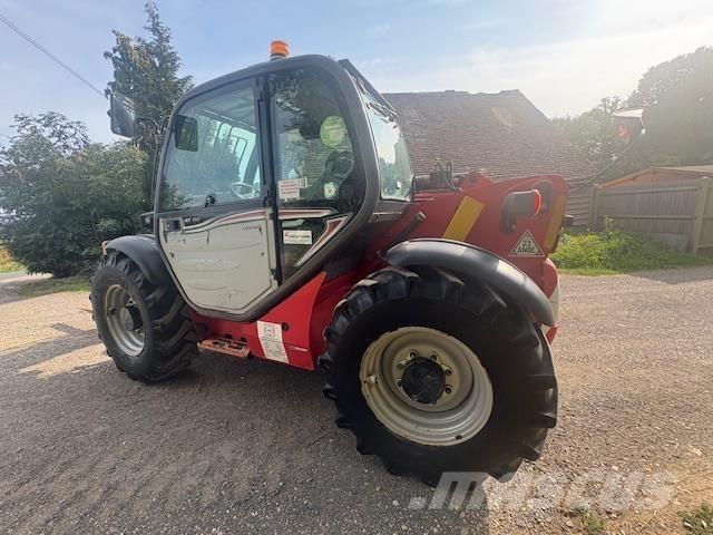 Manitou MT932 Telescopic Handlers