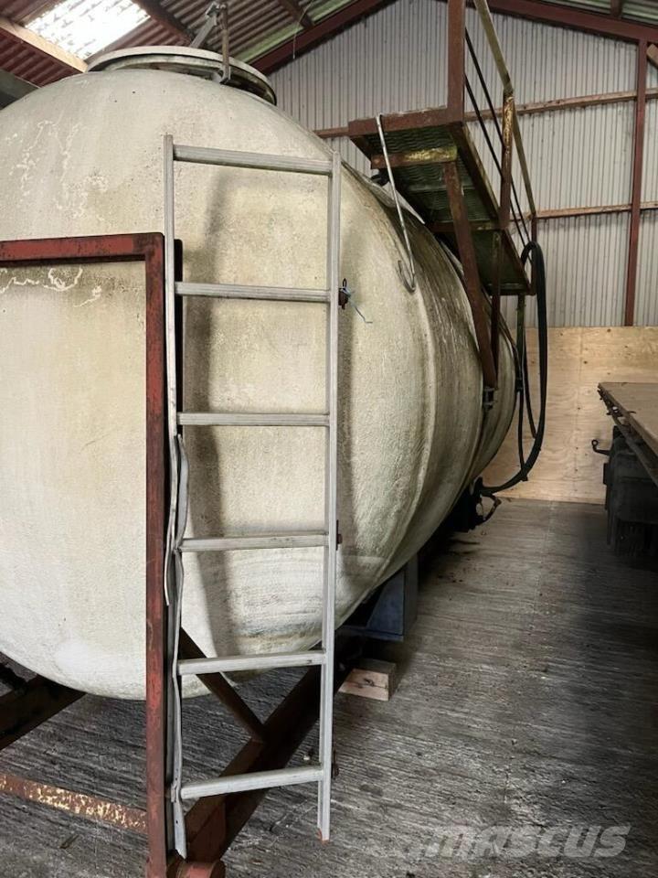  15.000 L vandtank Receiving hoppers, blowers and elevators