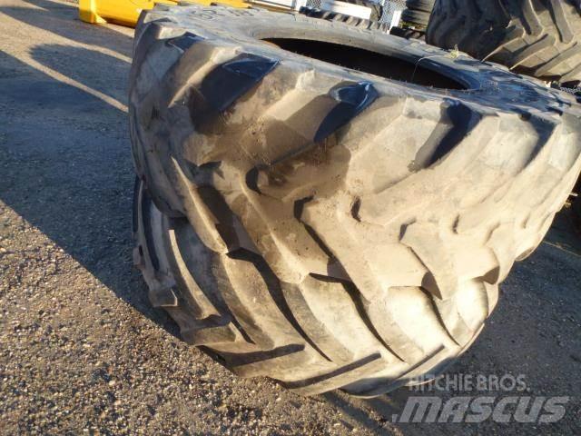  650/85X38 Tires, wheels and rims