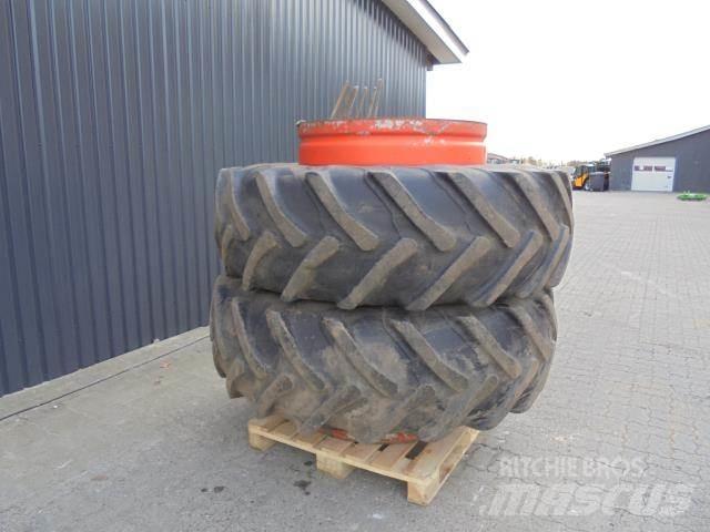 Alliance 20.8-38 Tires, wheels and rims
