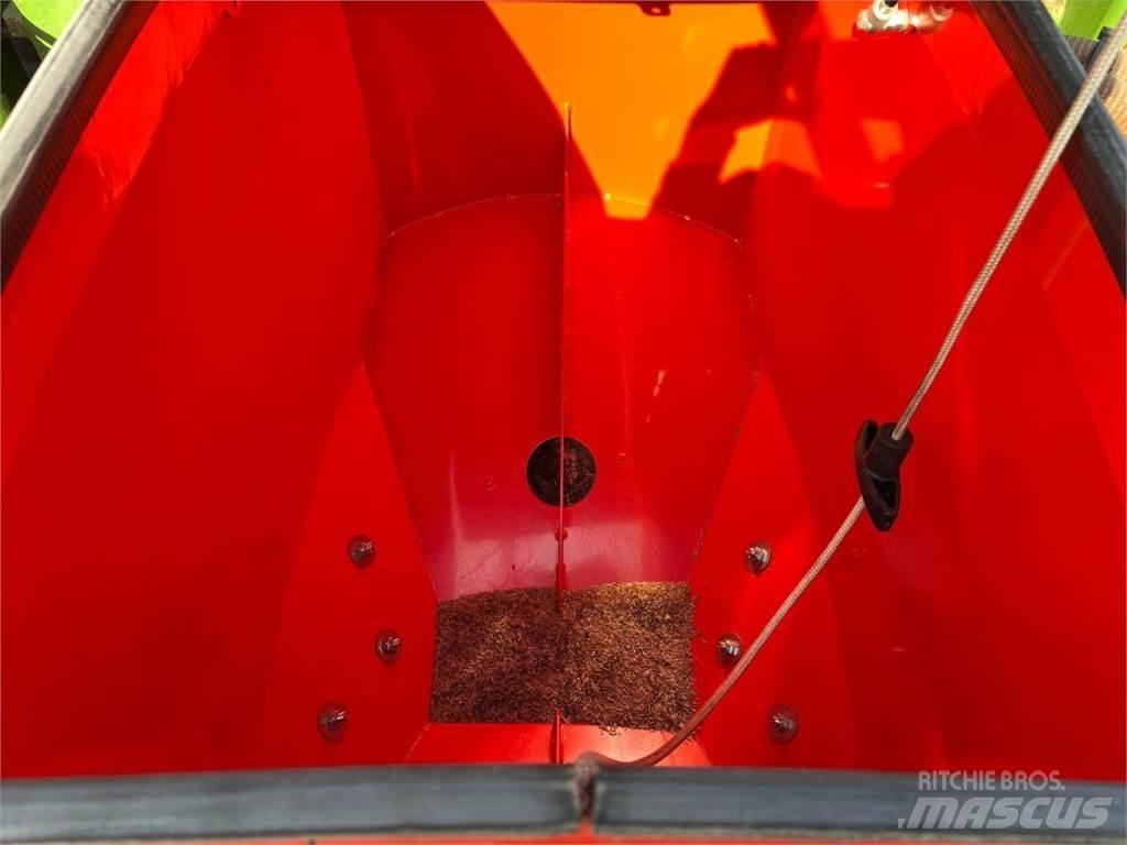 Amazone 6003-2 Farm Drills