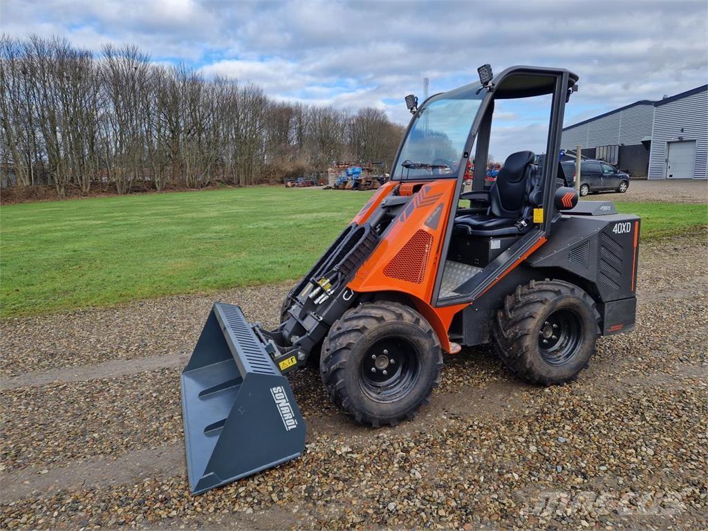 Cast 40 XD Mini Loader