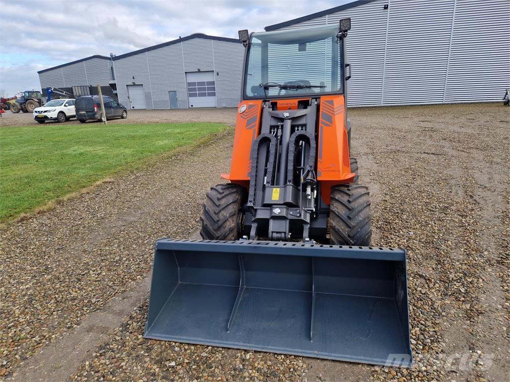 Cast 40 XD Mini Loader