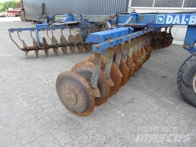 Dal-Bo 4 M Disc Harrows