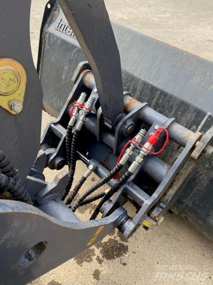 Eurotrac W12 Mini Loader