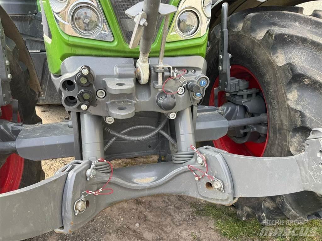 Fendt 724 Tractors