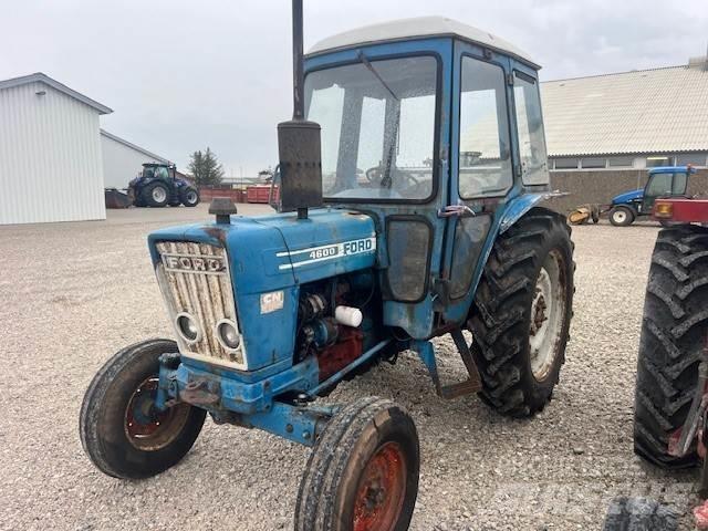 Ford 4600 Tractors