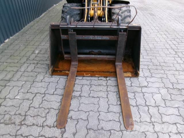 Gehl 340 Mini Loader