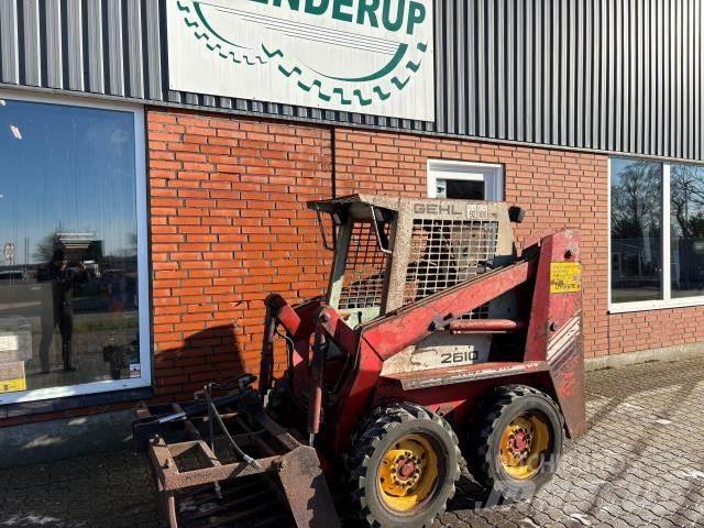 Gehl SL 2610 Mini Loader