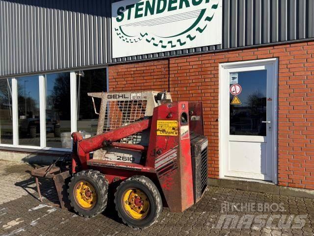 Gehl SL 2610 Mini Loader