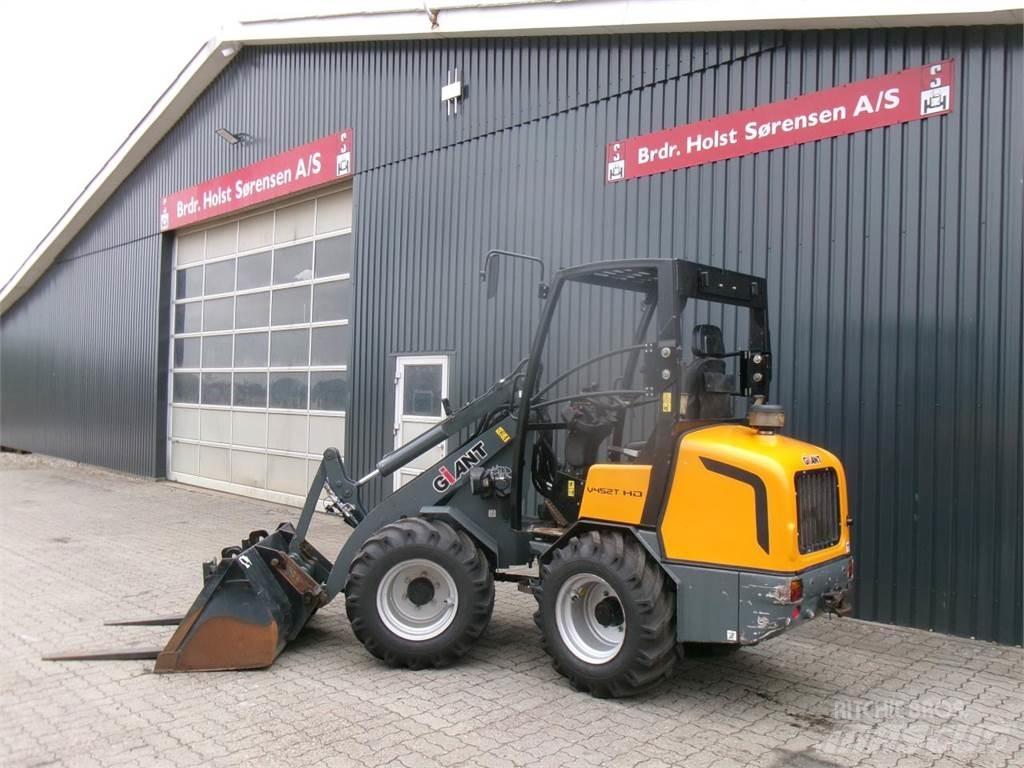 GiANT 452THD Mini Loader