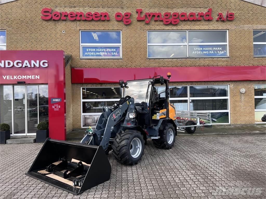 GiANT G3500 Mini Loader