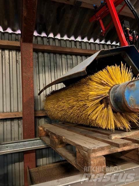 GMR FM 1200 KOST Sweepers