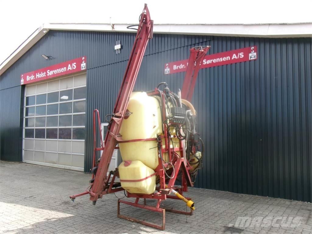 Hardi 1200L 15 M Mounted sprayers