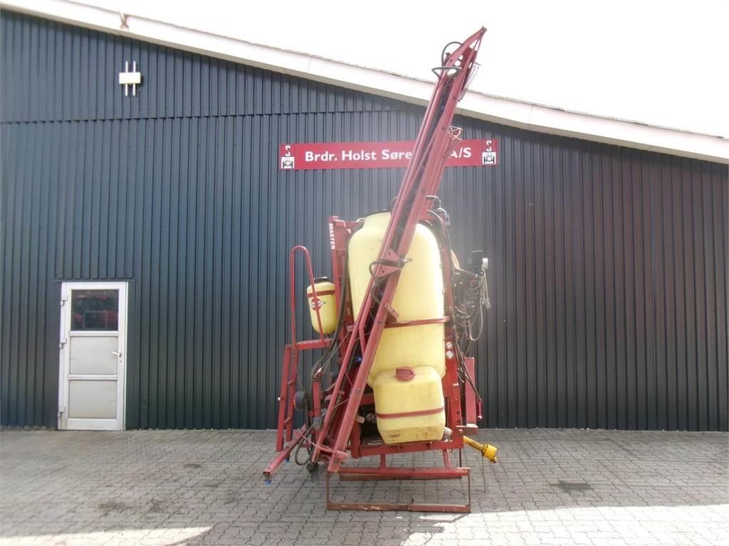 Hardi 1200L 15 M Mounted sprayers