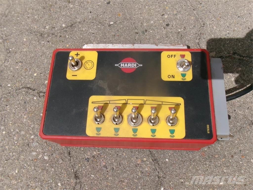 Hardi 1200L 15 M Mounted sprayers