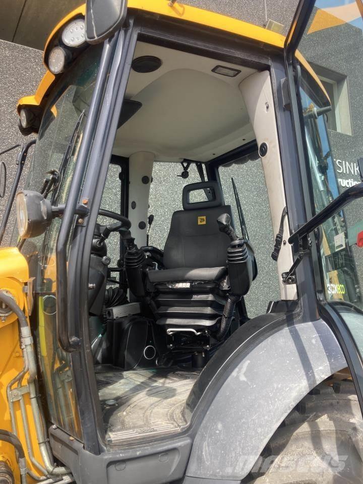 JCB 3 CX Backhoe Loaders