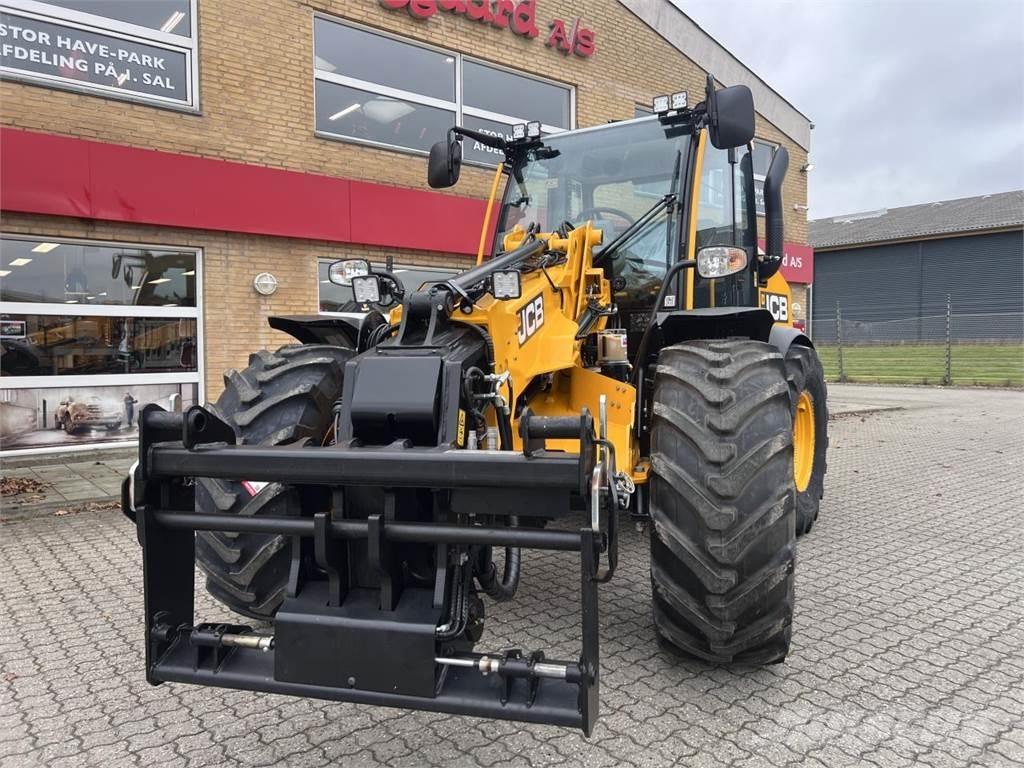 JCB TM320 Wheel Loaders