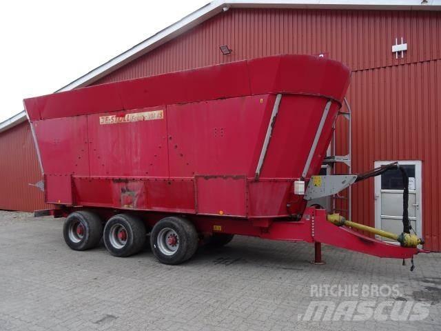 JF 45 M3 Forage wagons