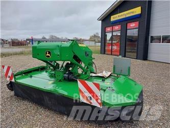 John Deere 131 Swathers/ Windrowers