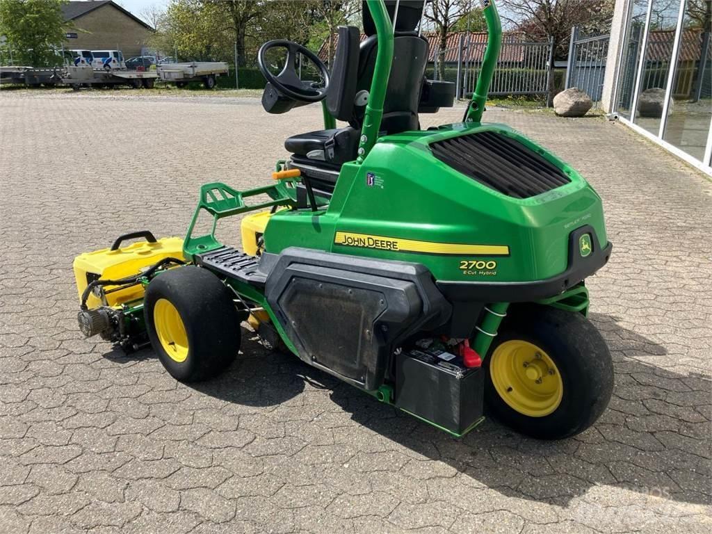 John Deere 2700 Fairway mowers