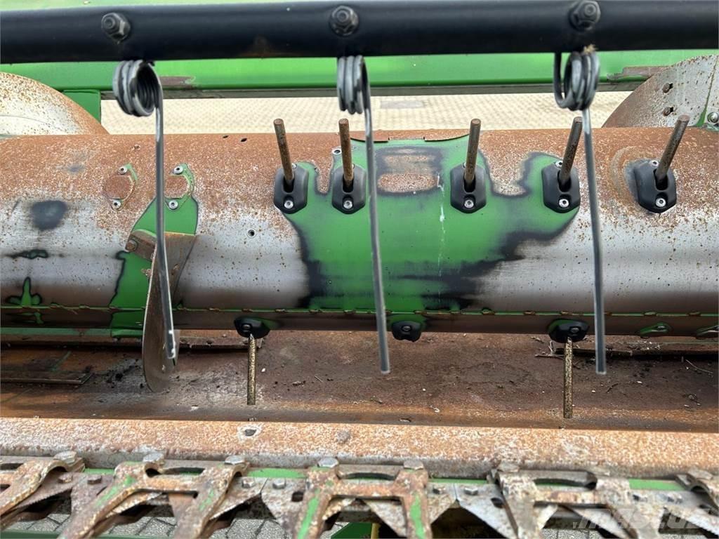 John Deere 635R Harvester Headers