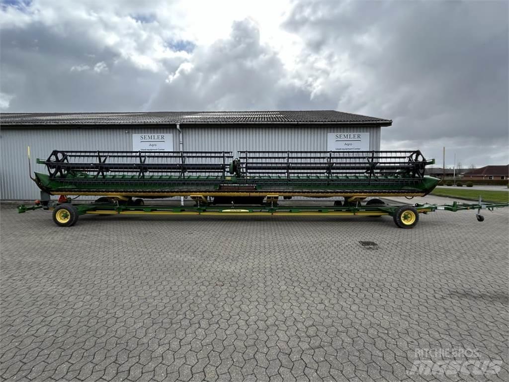 John Deere 640D Harvester Headers