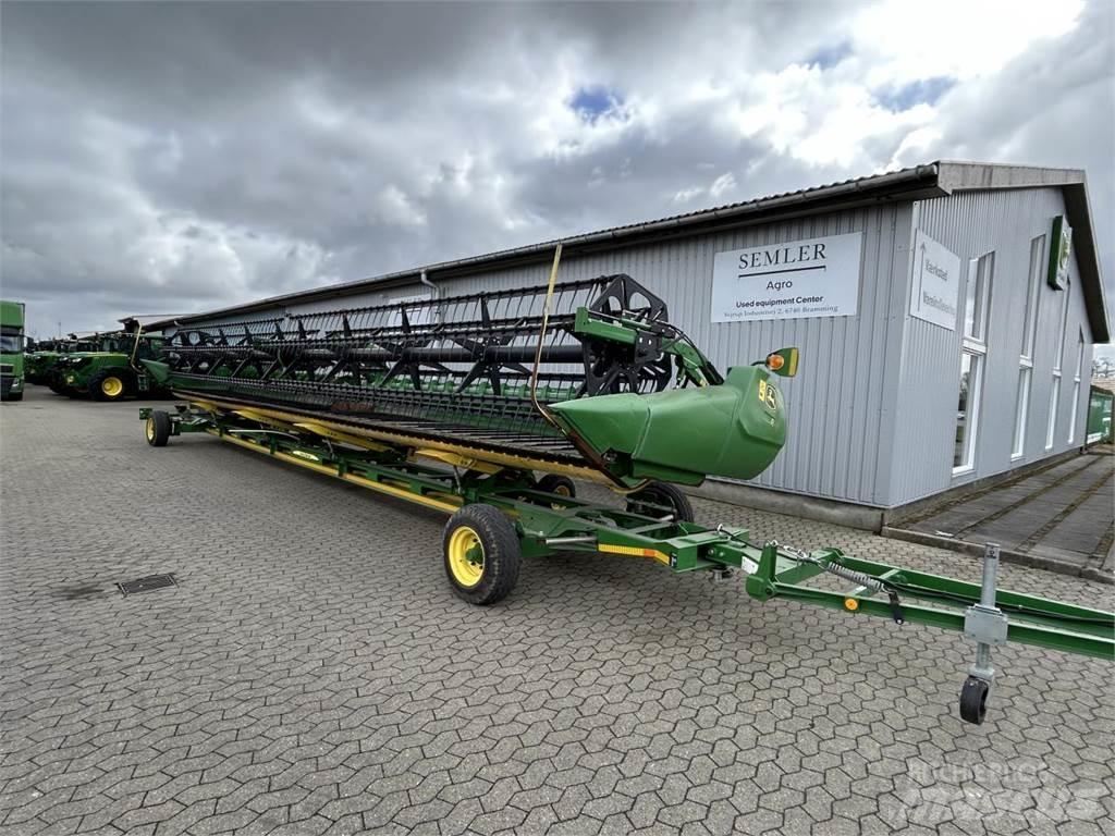 John Deere 640D Harvester Headers