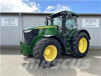 John Deere 7250R Tractors
