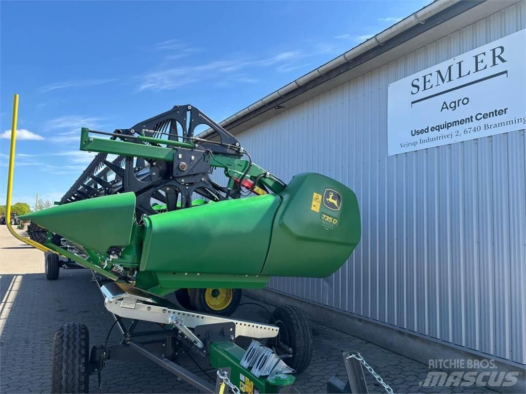 John Deere 735D Harvester Headers