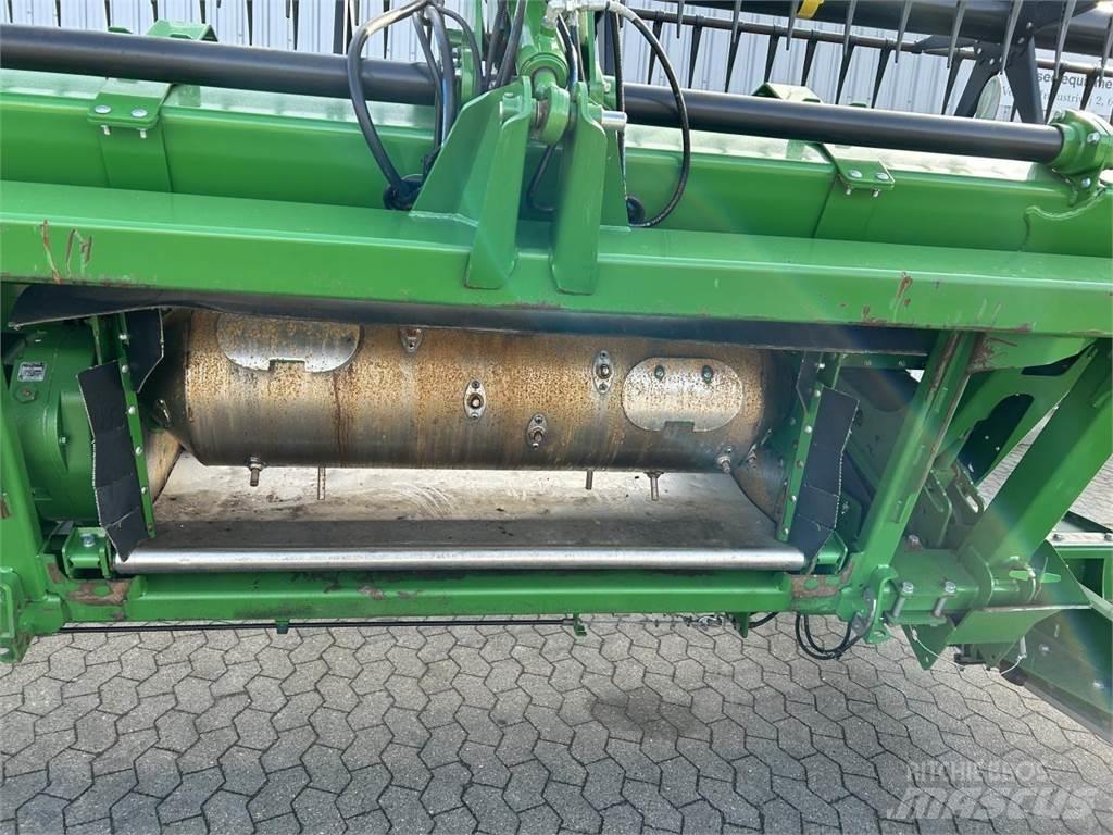 John Deere 740D Harvester Headers