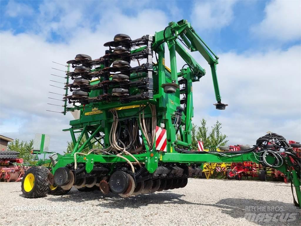 John Deere 750 A Farm Drills