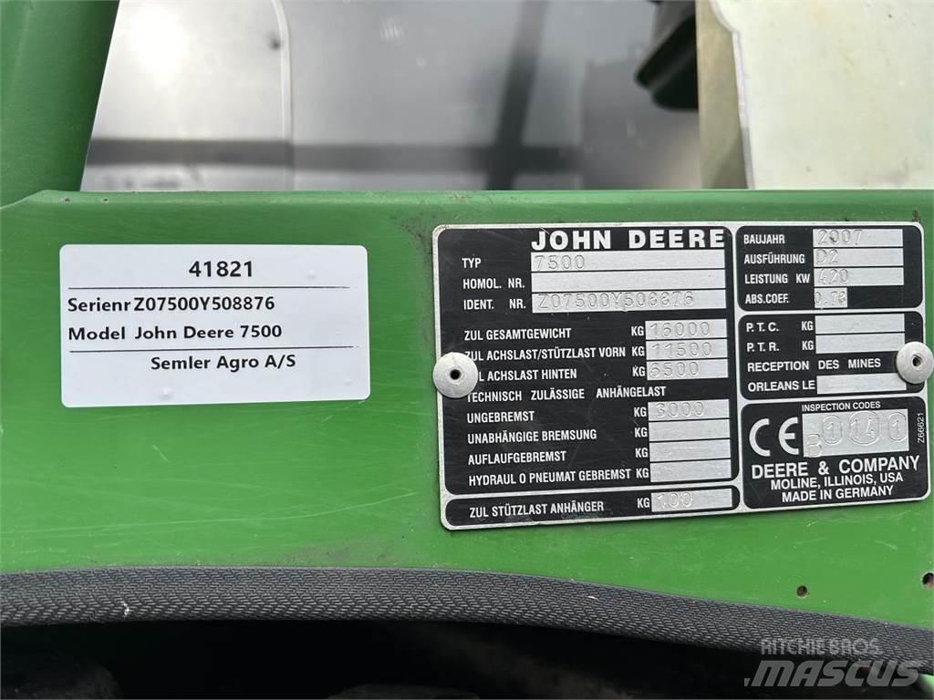 John Deere 7500 Forage Harvester