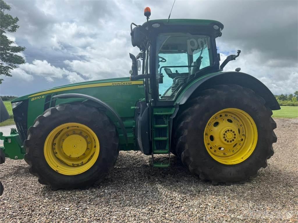 John Deere 8370R Tractors