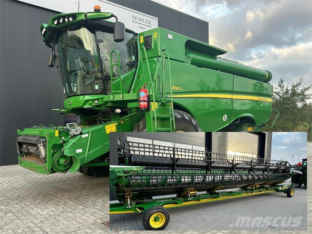 John Deere S690 Combine Harvesters