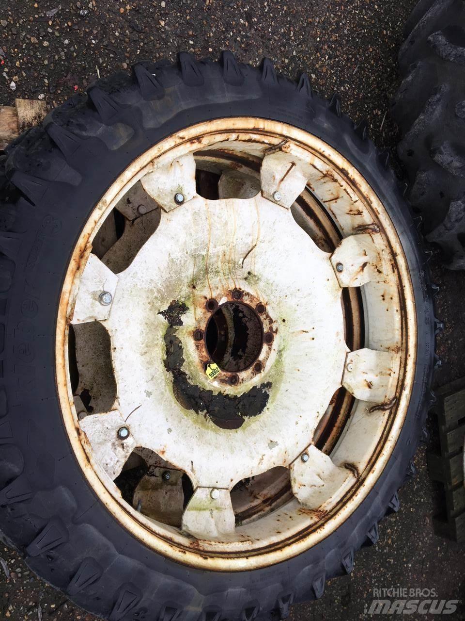 Kleber 9.5 X 44 Tires, wheels and rims