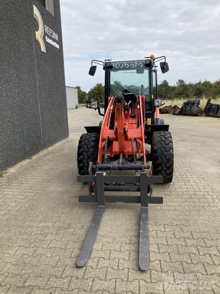 Kubota R070 Mini Loader