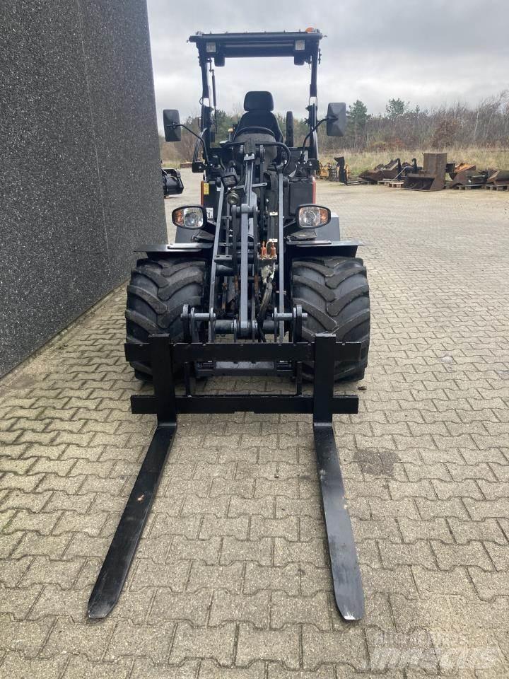Kubota RT280 Mini Loader