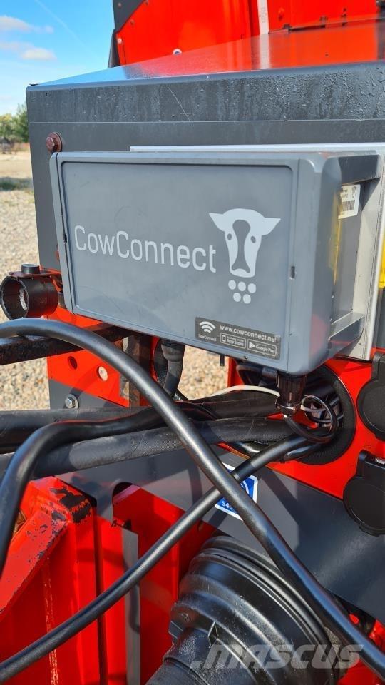 Kuhn 45.3 DL Forage wagons
