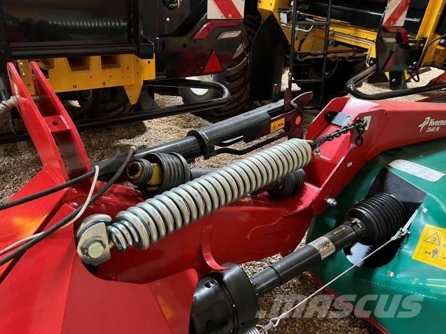 Kverneland 2840 Swathers/ Windrowers